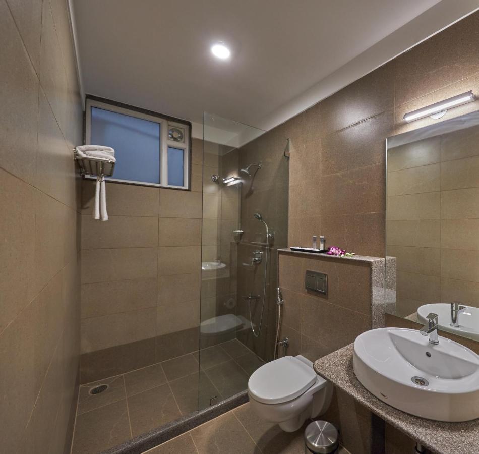 Regenta Inn 4Th Block Koramangala Bangalore Esterno foto